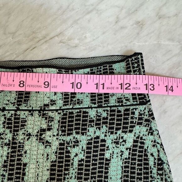 BCBGMAXAZRIA KELLY GREEN SCARLET INK-BLOCK SKIRT size M NWOT - Picture 6 of 9